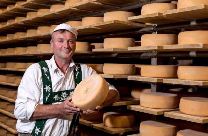 Bio-Schaukäserei Wiggensbach gewinnt drei internationale Preise für (Foto: ARGE Heumilch)